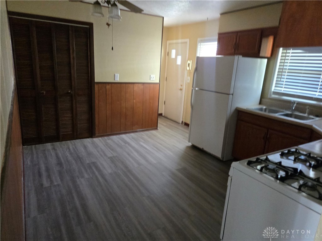 697 Wynwood Court Riverside, OH 45431 - Photo 11 of 22