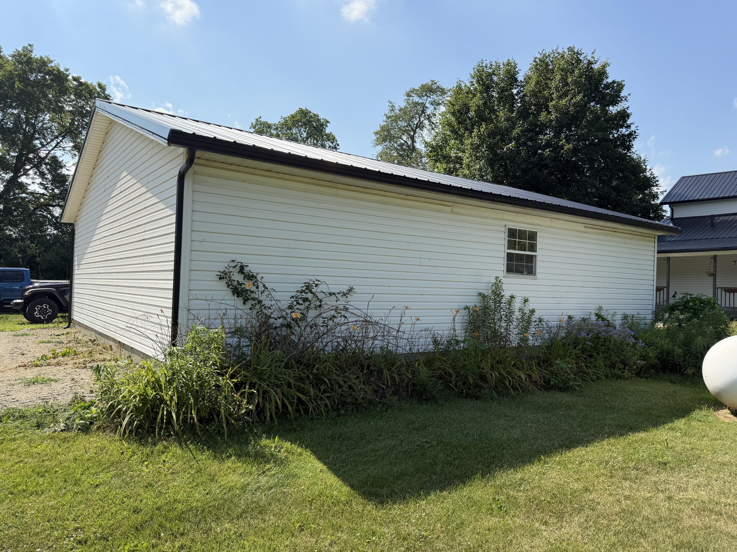 12695 Kirkwood Road Sidney, OH 45365 - Photo 9 of 89 Garage