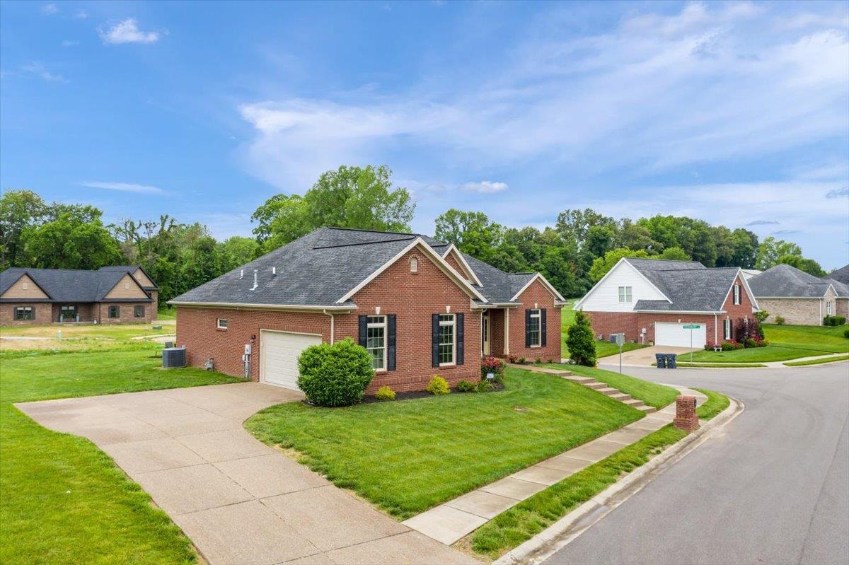 6211 Sable Ridge Drive Newburgh, IN 47630 - Photo 3 of 27 Gallery Image 3