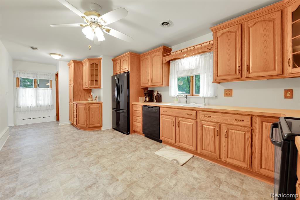 26400 Romine Road New Boston, MI 48164 - Photo 14 of 42 Gallery Image 14
