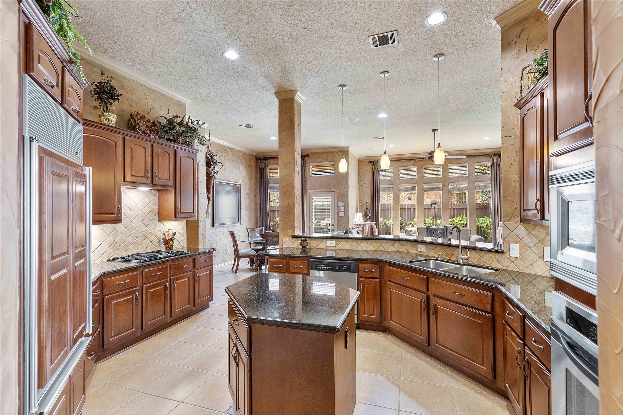 7 North Spring Brook Court Spring, TX 77382 - Photo 21 of 49