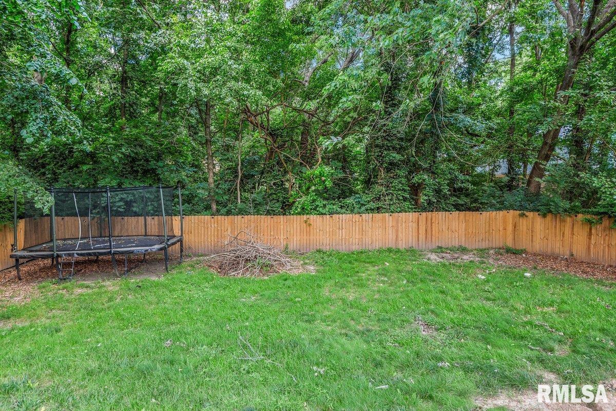 846 Roanoke Drive Springfield, IL 62702 - Photo 27 of 28