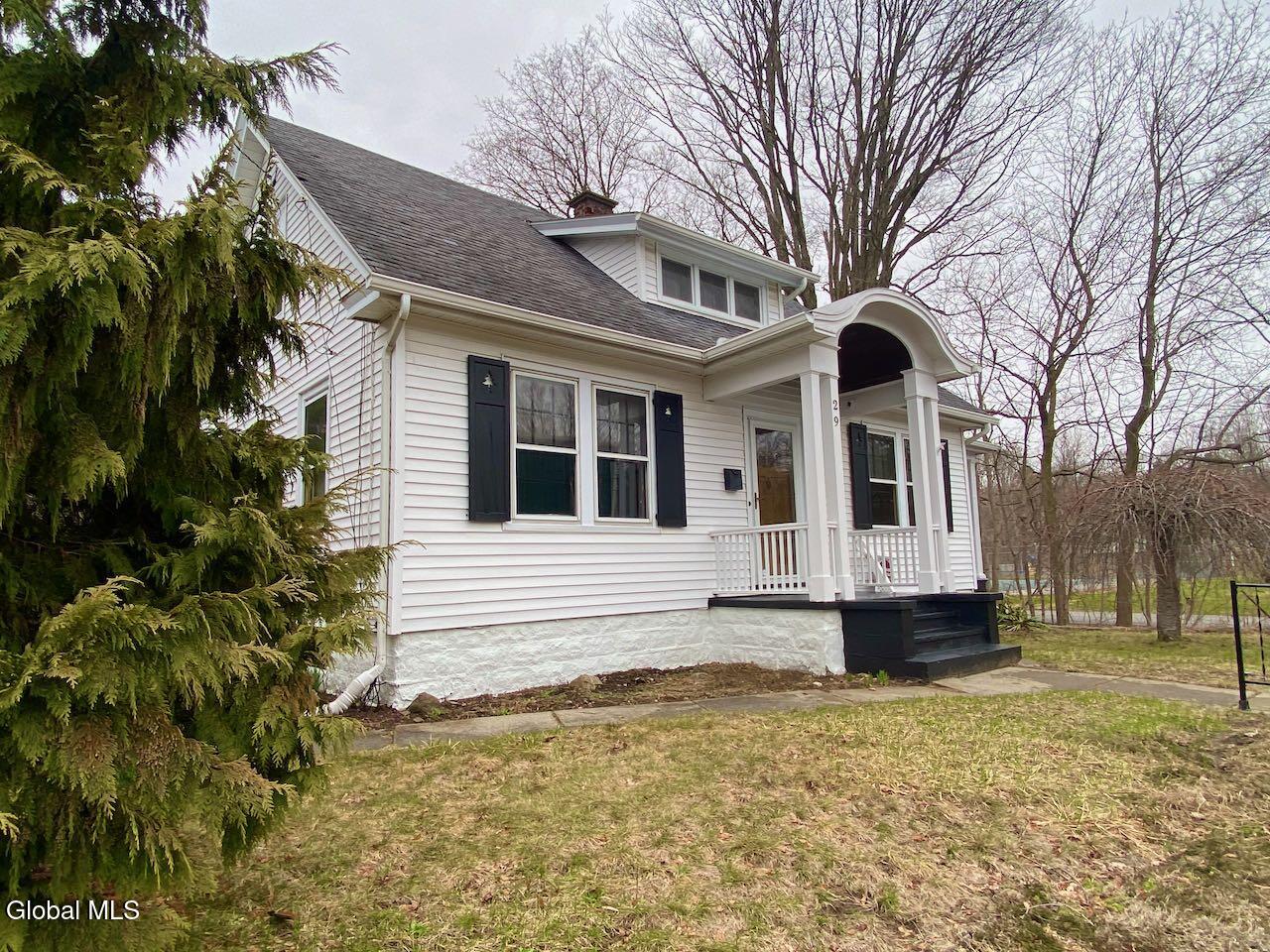 29 Ralph Street Ballston Spa, NY 12020 - Photo 4 of 62 29 Ralph St