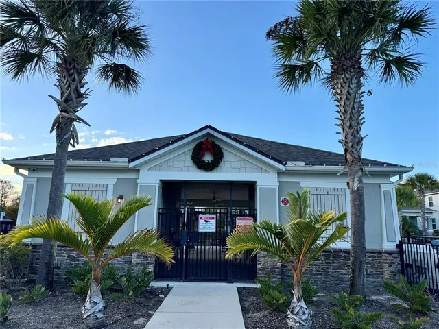 a view of a tennis court