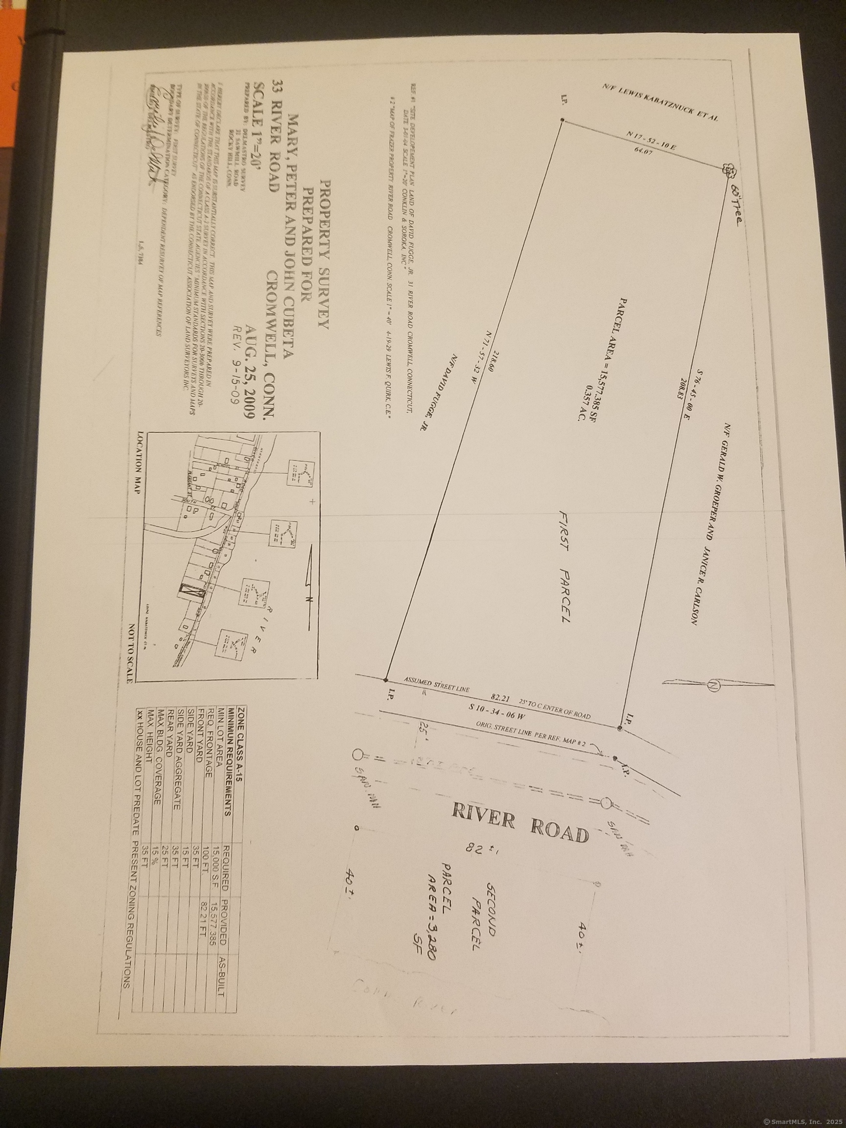 28-33 River Road Cromwell, CT 06416 - Photo 3 of 6 a view of a closet
