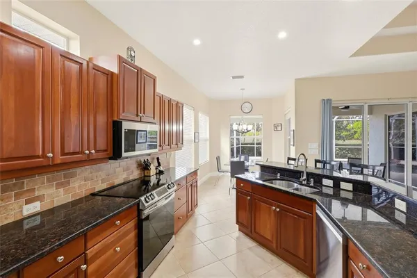 $499,990 | 508 Fallbrook Drive, Venice, FL 34292