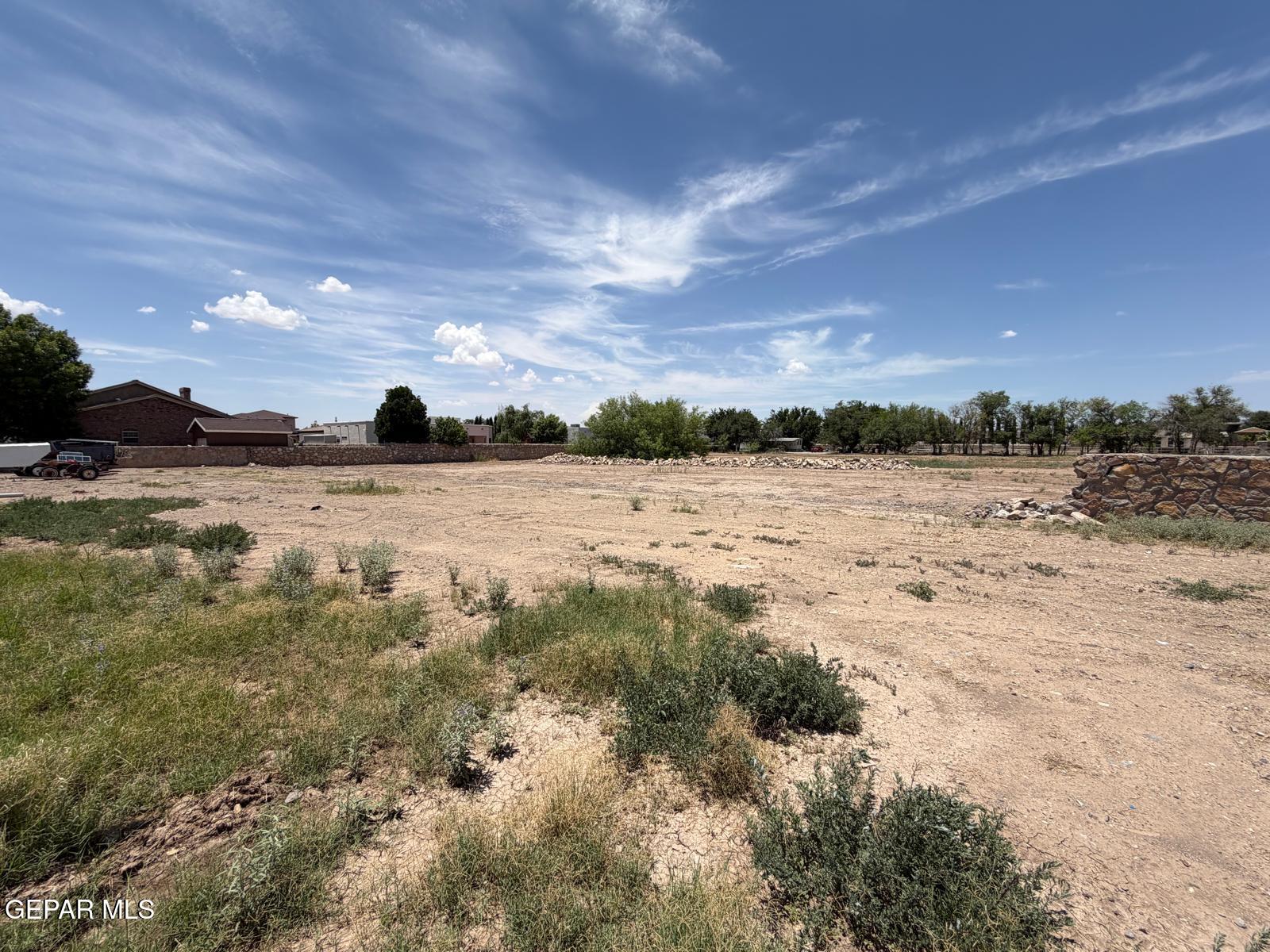 1006 Maximo Street El Paso, TX 79932 - Photo 3 of 7 WhatsApp Image 2026-06-17 at 14.58.48