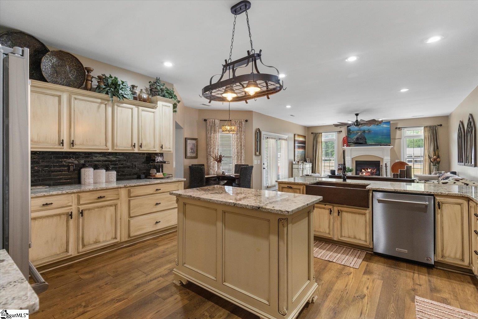 859 Edwin Lanford Road Woodruff, SC 29388 - Photo 17 of 36