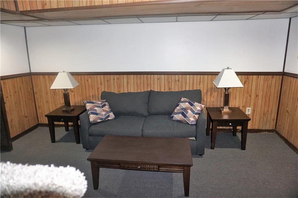 2111 Swallow Hill Road Pittsburgh, PA 15220 - Photo 13 of 18 Gallery Image 13