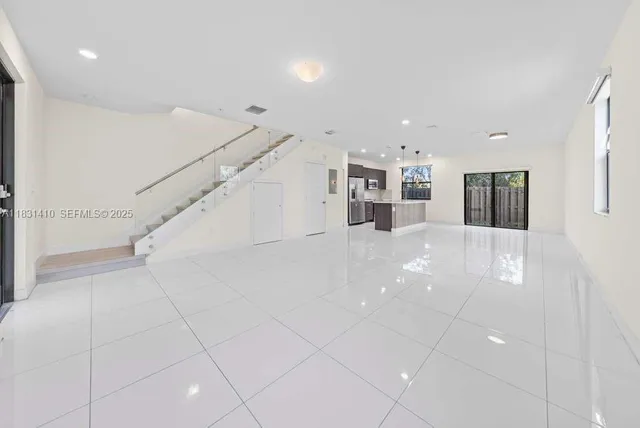 an entryway in a hall with an entryway