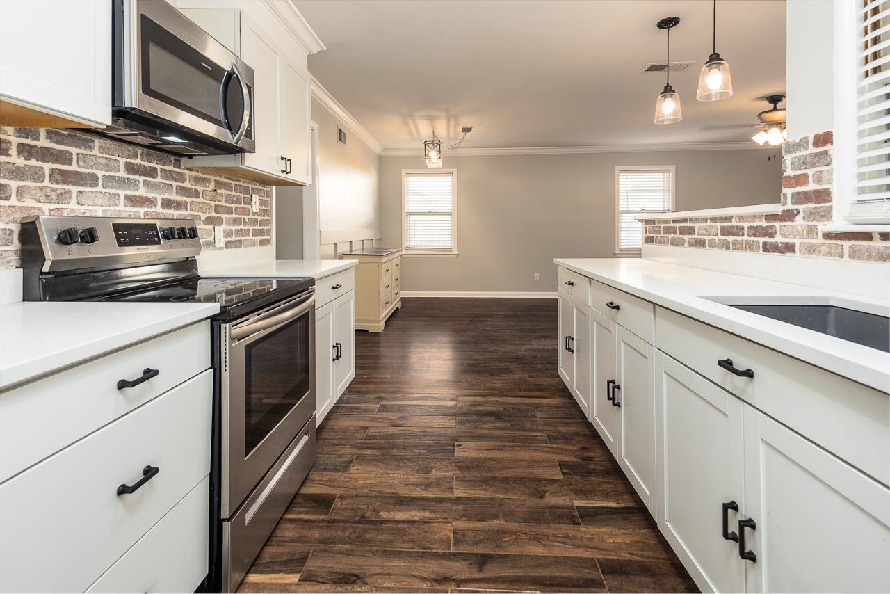1568 Wilbec Road Memphis, TN 38117 - Photo 5 of 21 Gallery Image 5