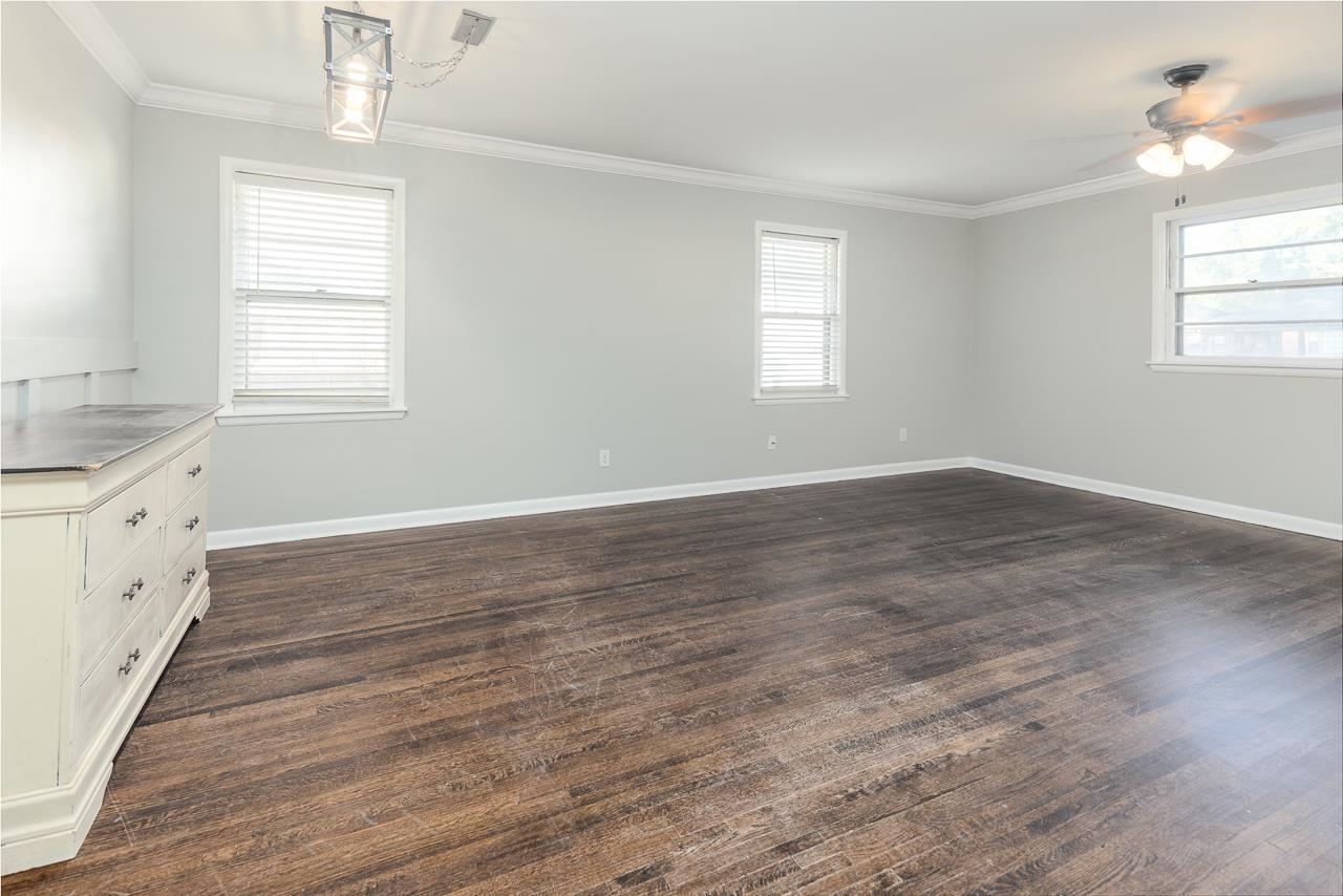 1568 Wilbec Road Memphis, TN 38117 - Photo 8 of 21 Gallery Image 8