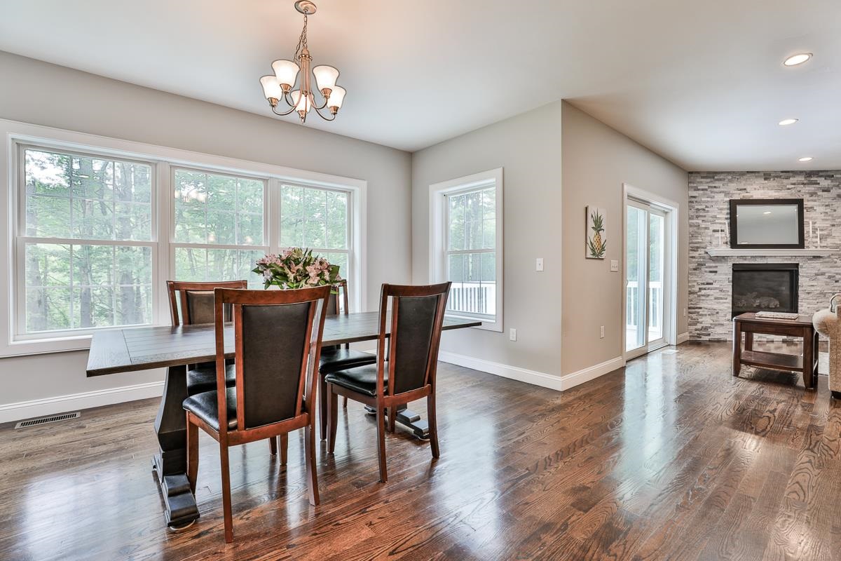 16 London Bridge Road Windham, NH 03087 - Photo 13 of 40