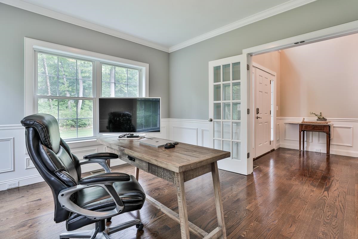 16 London Bridge Road Windham, NH 03087 - Photo 15 of 40