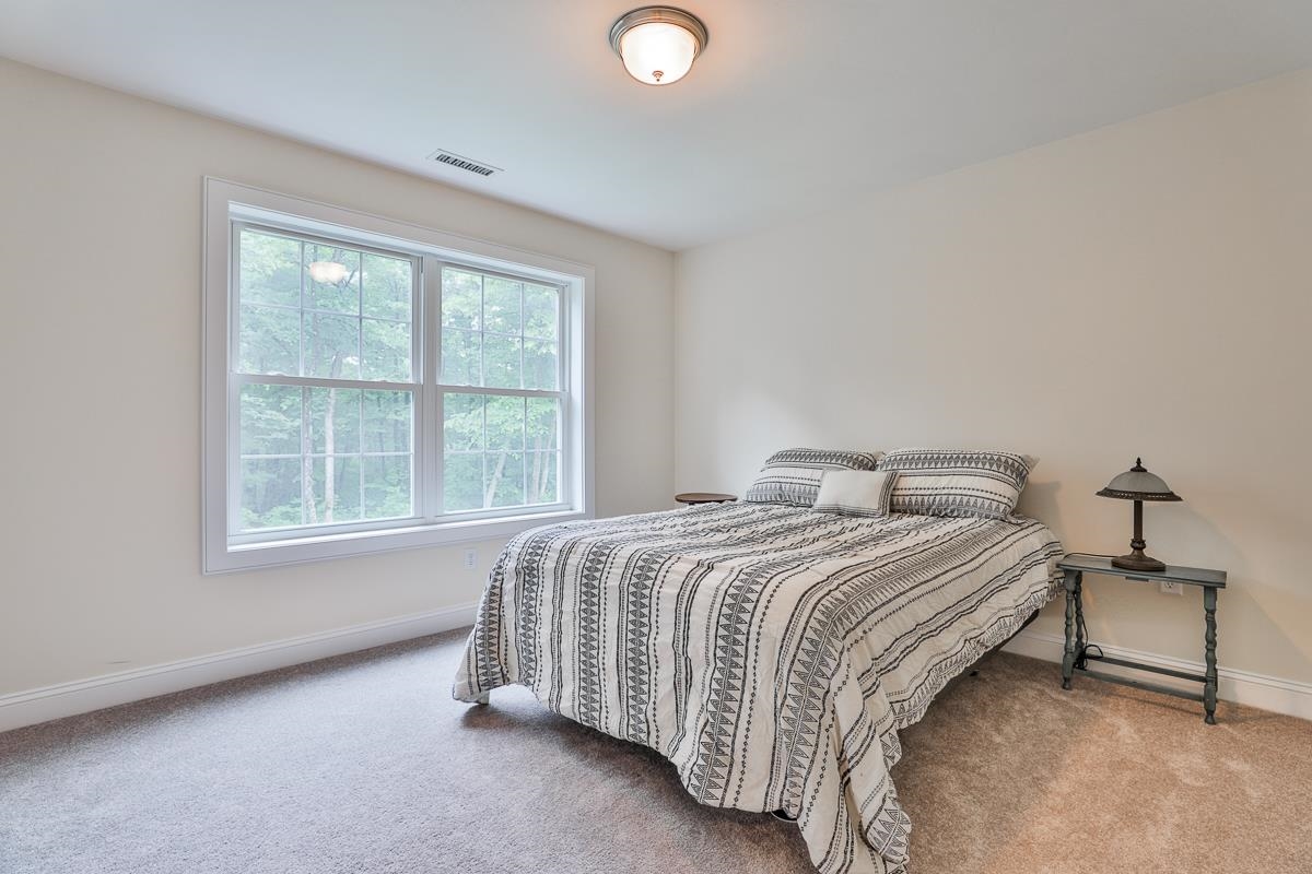 16 London Bridge Road Windham, NH 03087 - Photo 27 of 40
