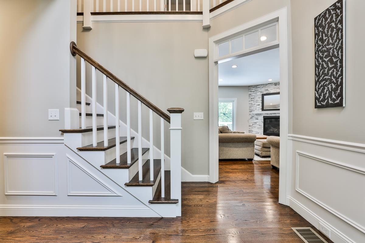 16 London Bridge Road Windham, NH 03087 - Photo 4 of 40