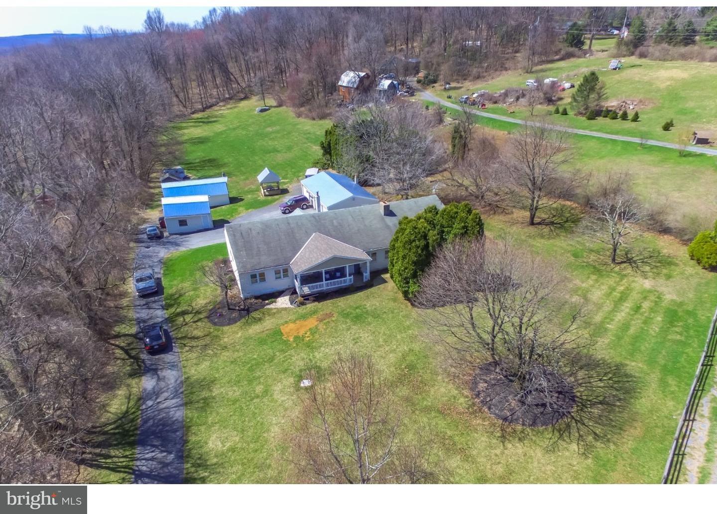 674 Huffs Church Road Alburtis, PA 18011 - Photo 4 of 25 Gallery Image 4