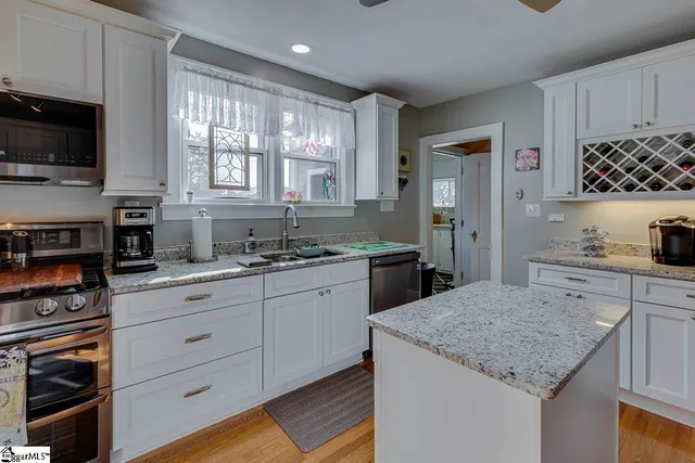 $759,000 | 108 Courtland Drive, Greenville, SC 29617