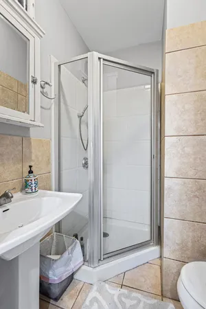 $875,000 | 5226 West Eddy Street, Chicago, IL 60641