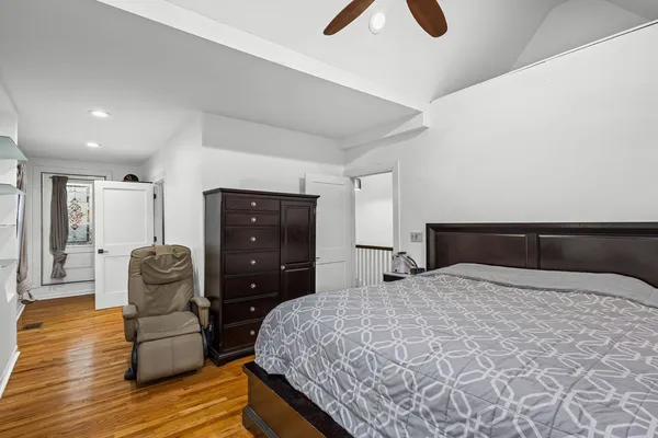 $875,000 | 5226 West Eddy Street, Chicago, IL 60641