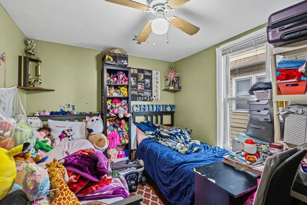 $875,000 | 5226 West Eddy Street, Chicago, IL 60641