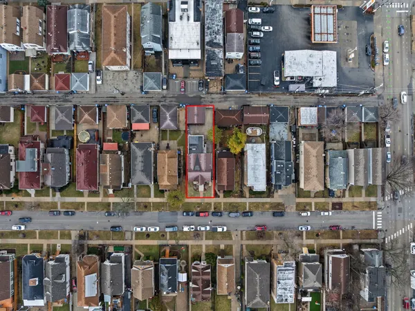 $875,000 | 5226 West Eddy Street, Chicago, IL 60641