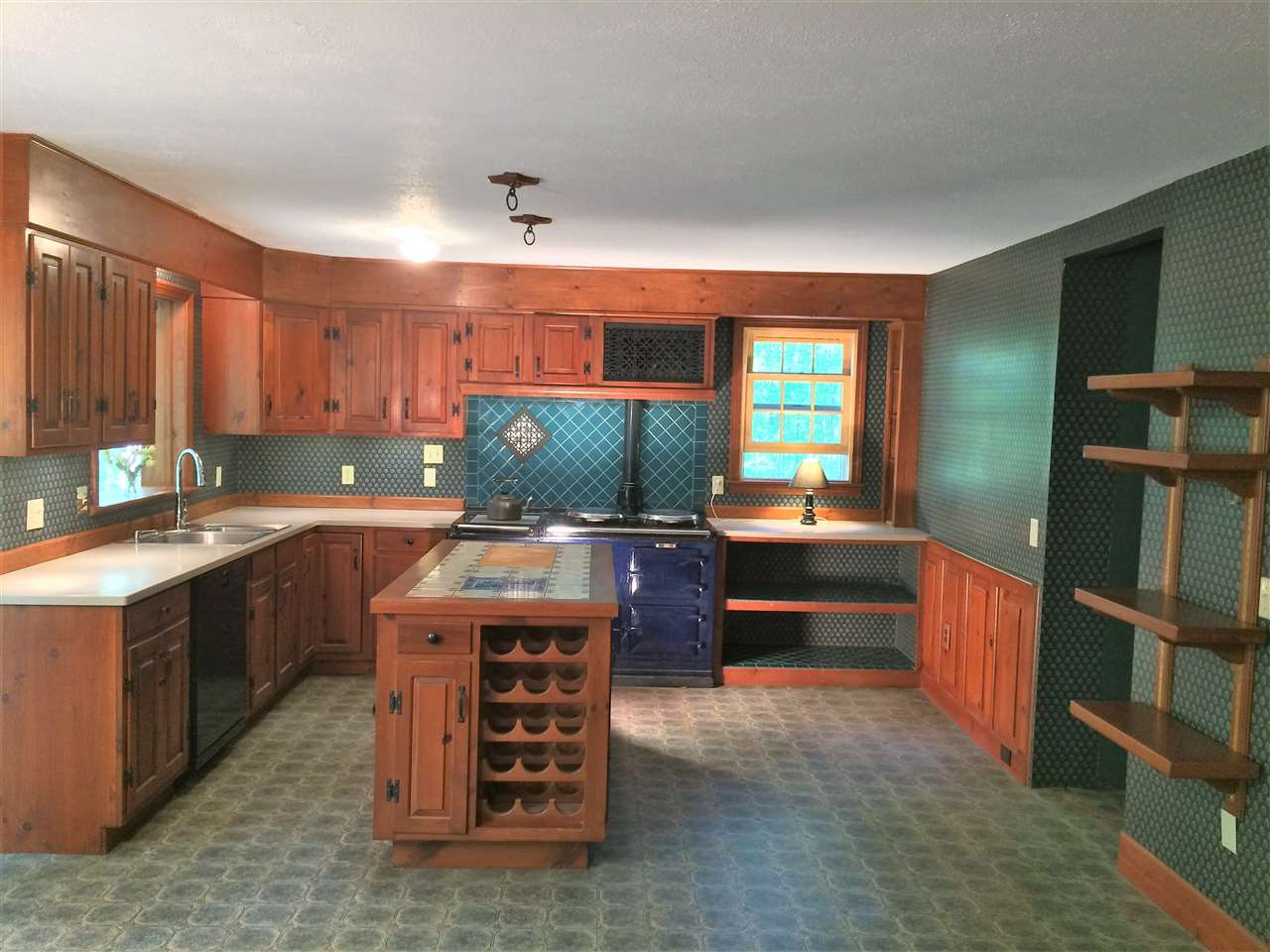 207 Colburn Road Milford, NH 03055 - Photo 6 of 39 Gallery Image 6
