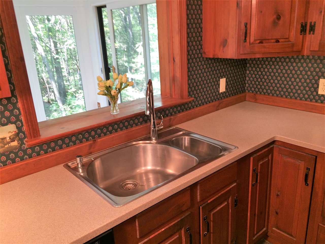 207 Colburn Road Milford, NH 03055 - Photo 7 of 39 Gallery Image 7