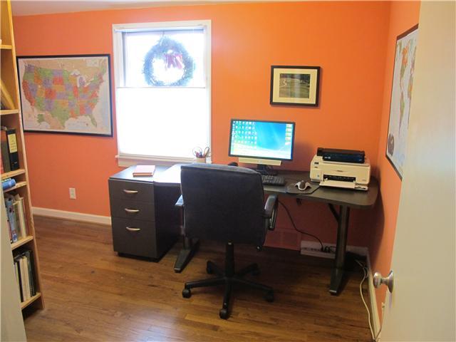 2505 Chester Road Columbus, OH 43221 - Photo 8 of 12