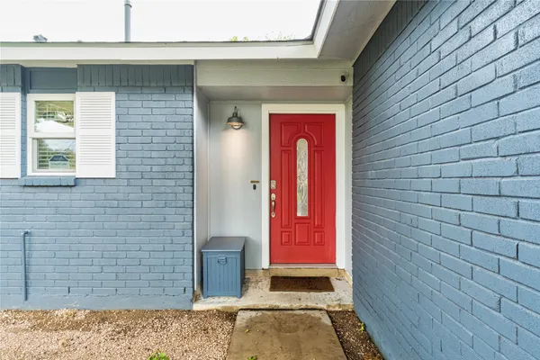 $2,475 | 11102 Ptarmigan Drive, Austin, TX 78758