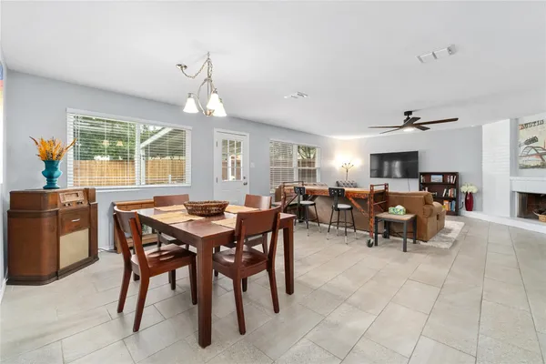 $2,475 | 11102 Ptarmigan Drive, Austin, TX 78758