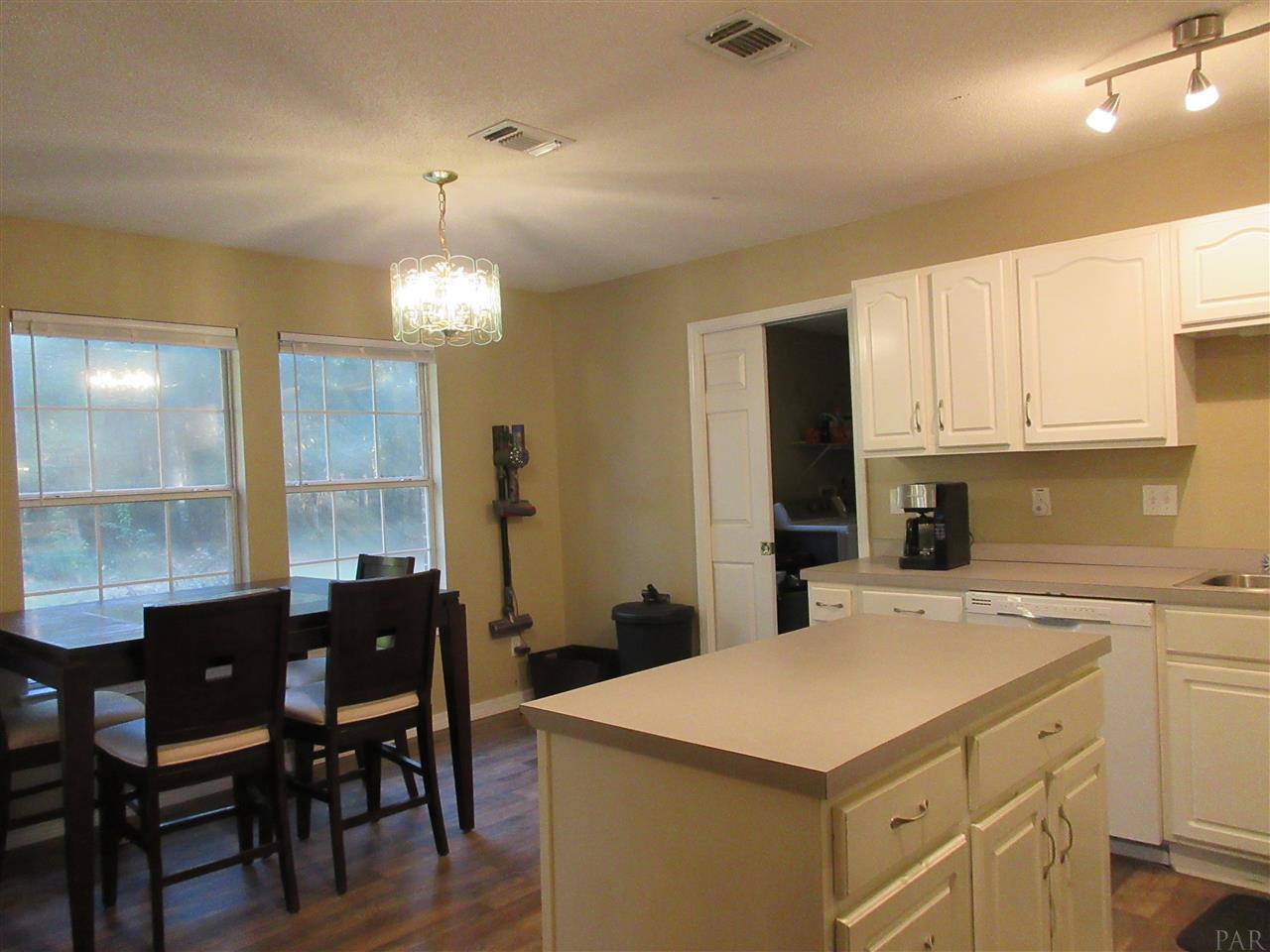 9660 American Farms Road Milton, FL 32583 - Photo 9 of 39