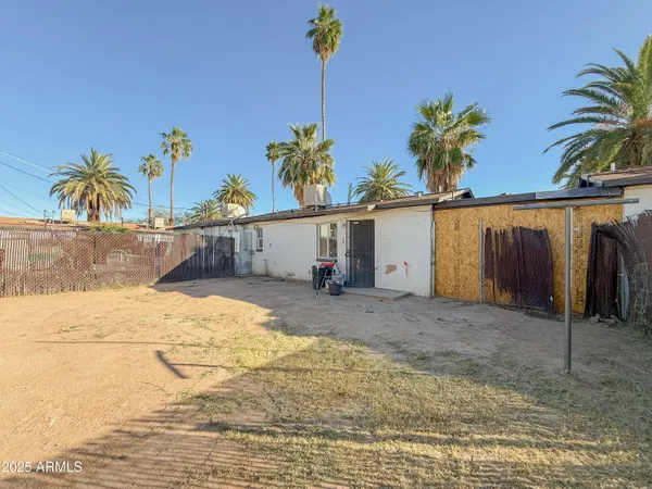 $995 | 2 East Navajo Road, Unit E, Tucson, AZ 85705