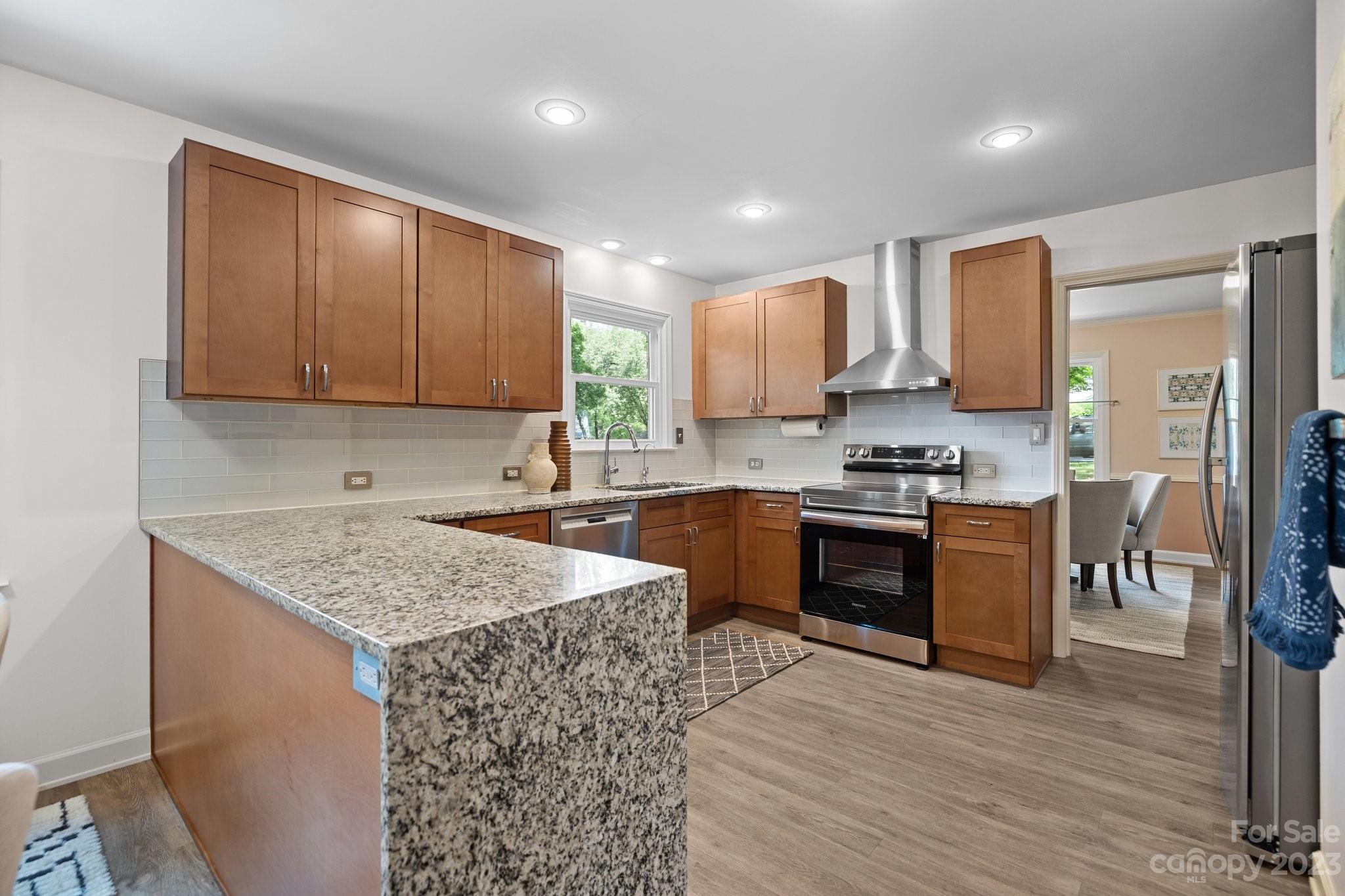 7143 Hopeton Road Charlotte, NC 28210 - Photo 18 of 39 Gallery Image 18