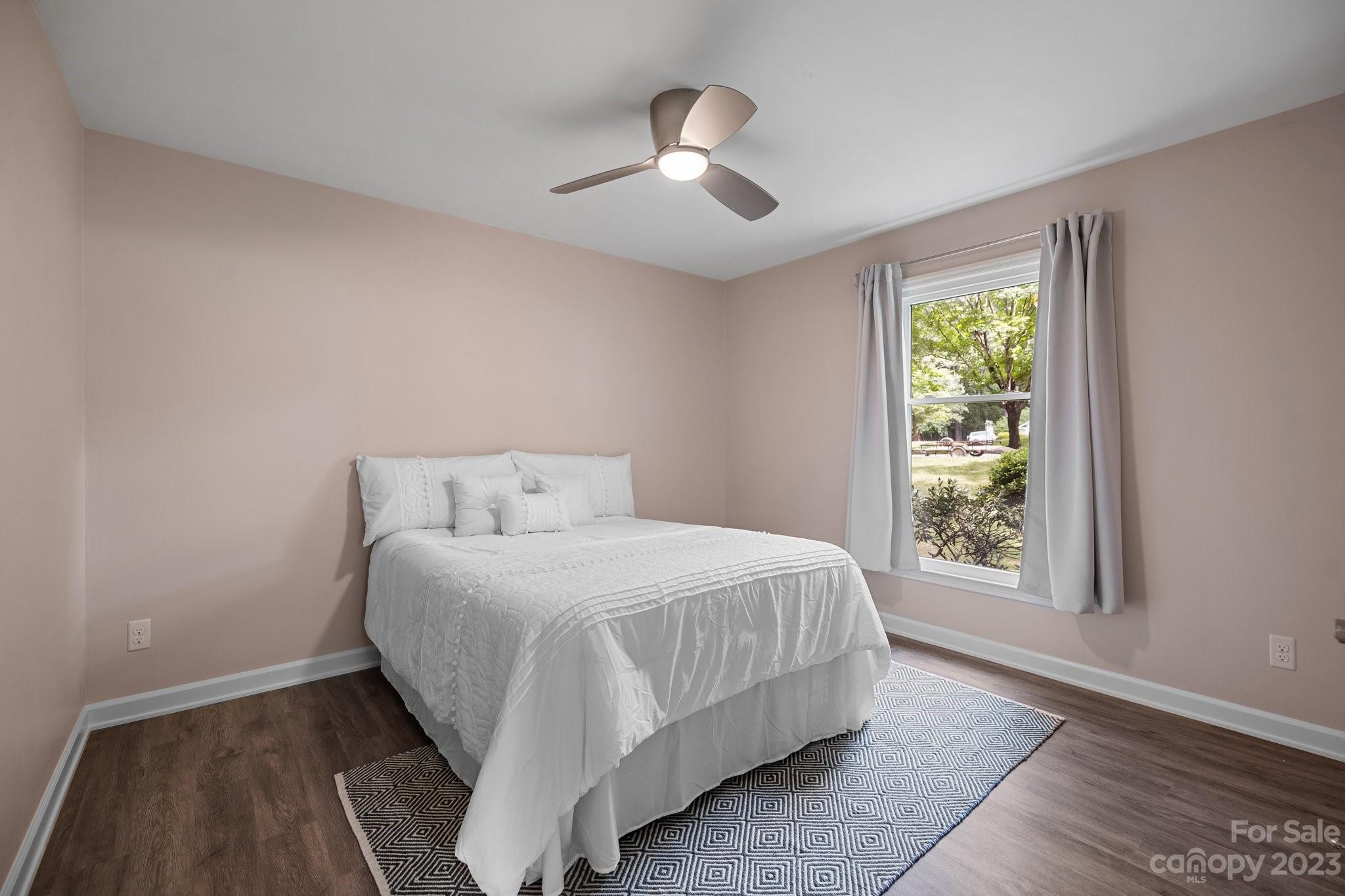 7143 Hopeton Road Charlotte, NC 28210 - Photo 27 of 39 Gallery Image 27