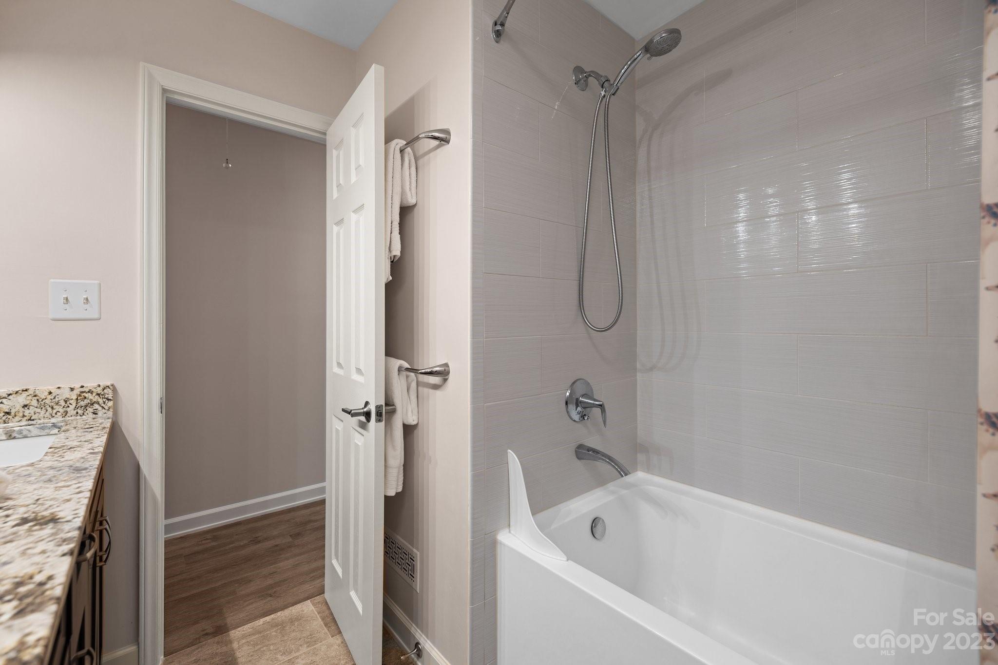 7143 Hopeton Road Charlotte, NC 28210 - Photo 30 of 39 Gallery Image 30
