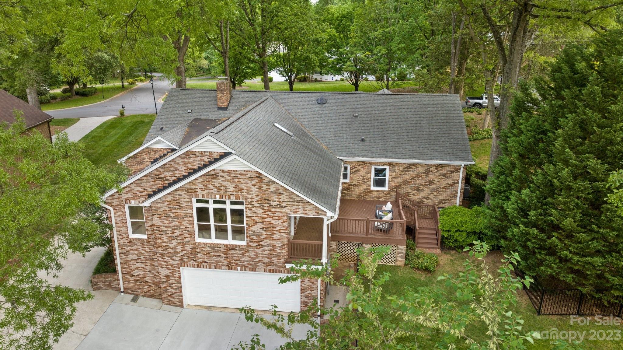 7143 Hopeton Road Charlotte, NC 28210 - Photo 32 of 39 Gallery Image 32