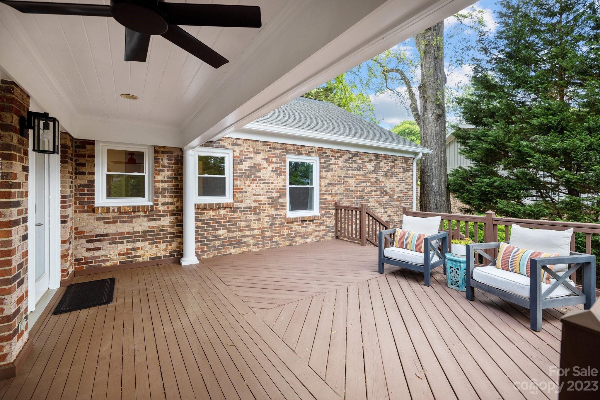 7143 Hopeton Road Charlotte, NC 28210 - Photo 34 of 39 Gallery Image 34