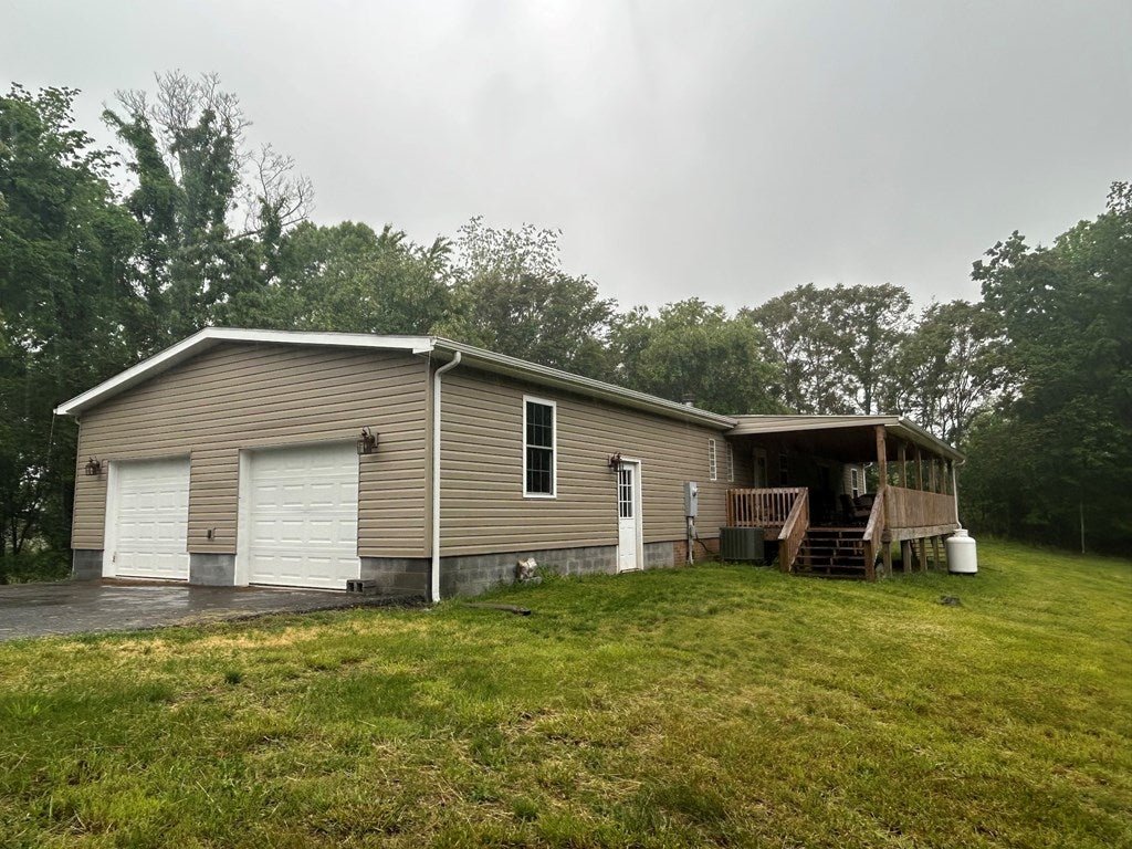 440 Rome Road Max Meadows, VA 24360 - Photo 2 of 29 Gallery Image 2