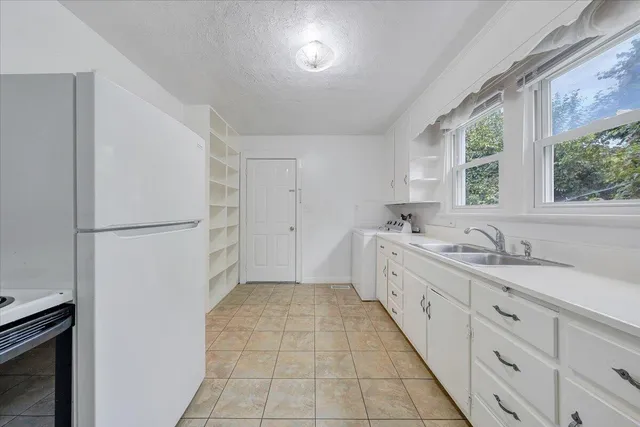 $1,200 | 812 Mississippi Avenue Northeast, Roanoke, VA 24012