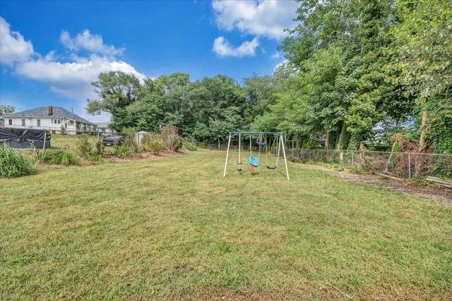 $1,200 | 812 Mississippi Avenue Northeast, Roanoke, VA 24012