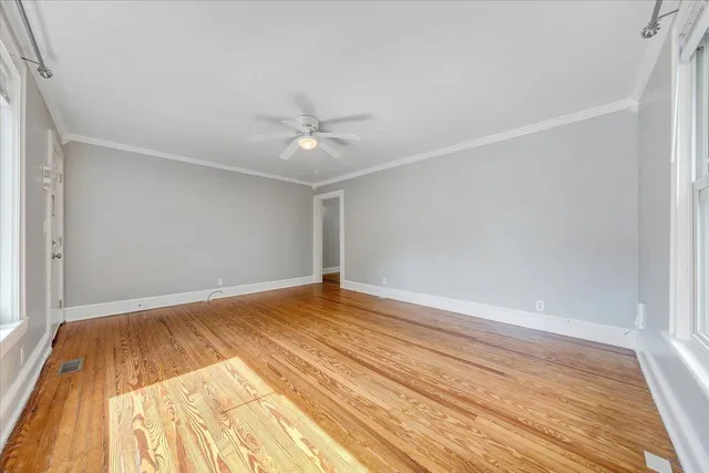 $1,200 | 812 Mississippi Avenue Northeast, Roanoke, VA 24012