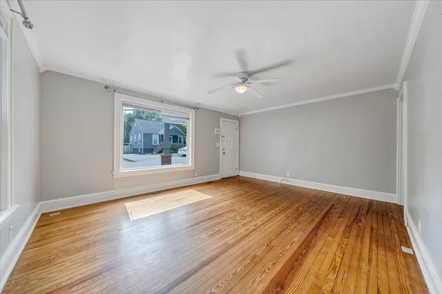 $1,200 | 812 Mississippi Avenue Northeast, Roanoke, VA 24012