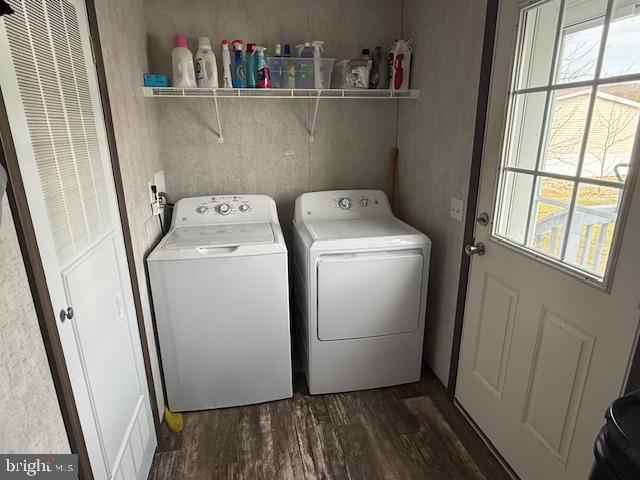 14 Egret Drive Hanover, PA 17331 - Photo 18 of 30 a utility room with dryer and washer