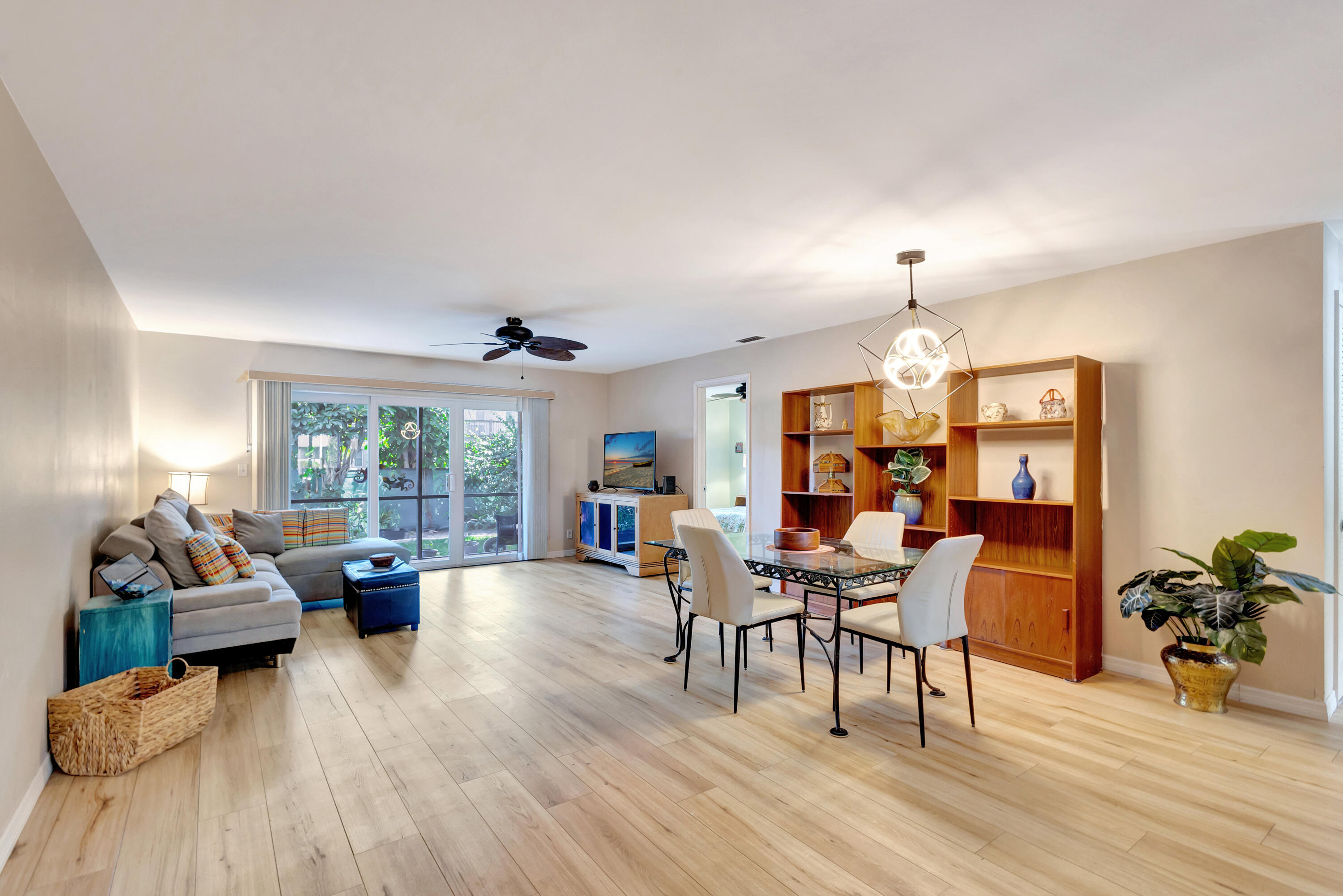 3110 Surf Way, Unit 4 Singer Island, FL 33404 - Photo 13 of 44 15-print-5D1A5615 - Copy - Copy