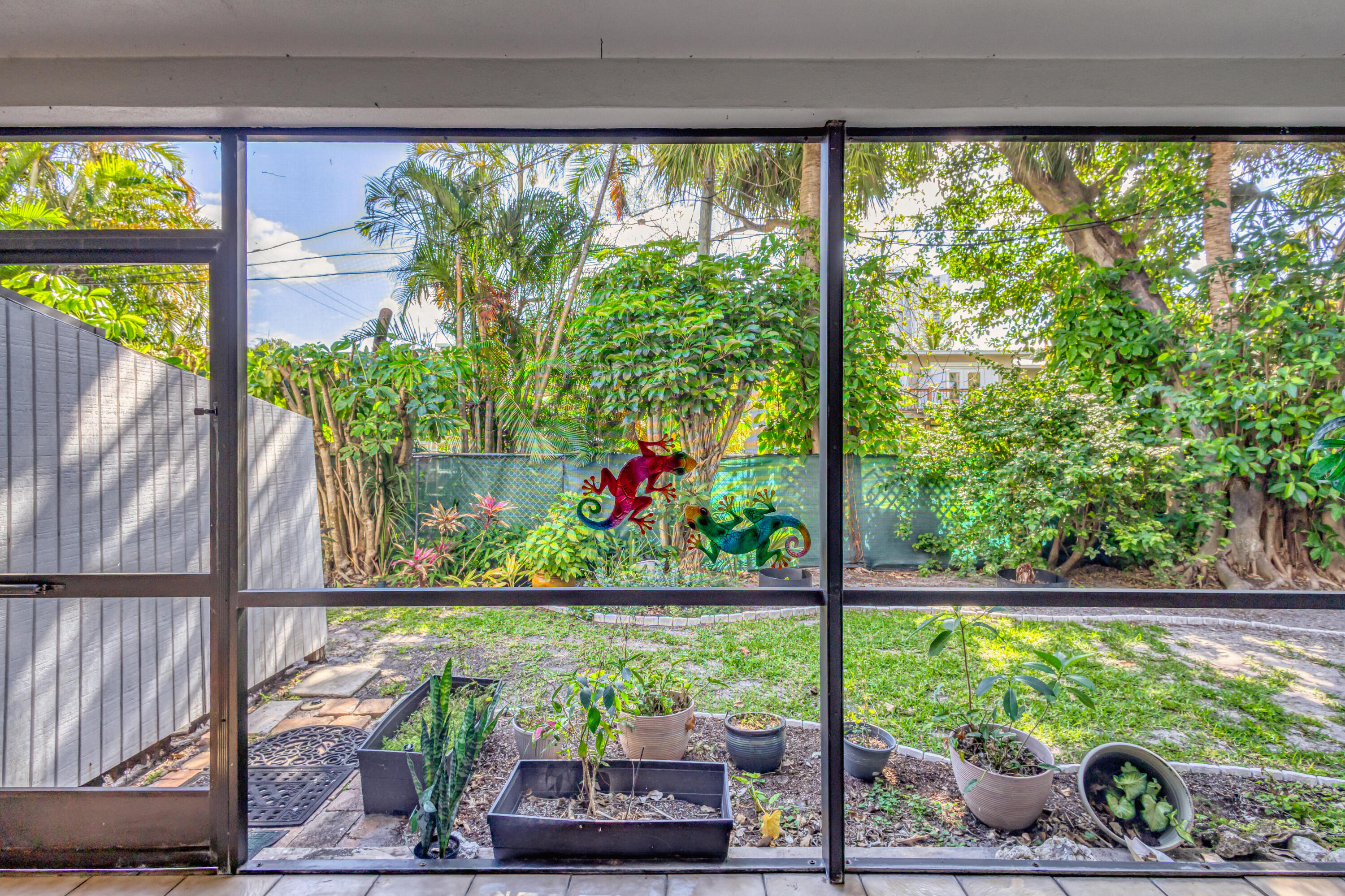 3110 Surf Way, Unit 4 Singer Island, FL 33404 - Photo 21 of 44 39-print-5D1A5735_HDR