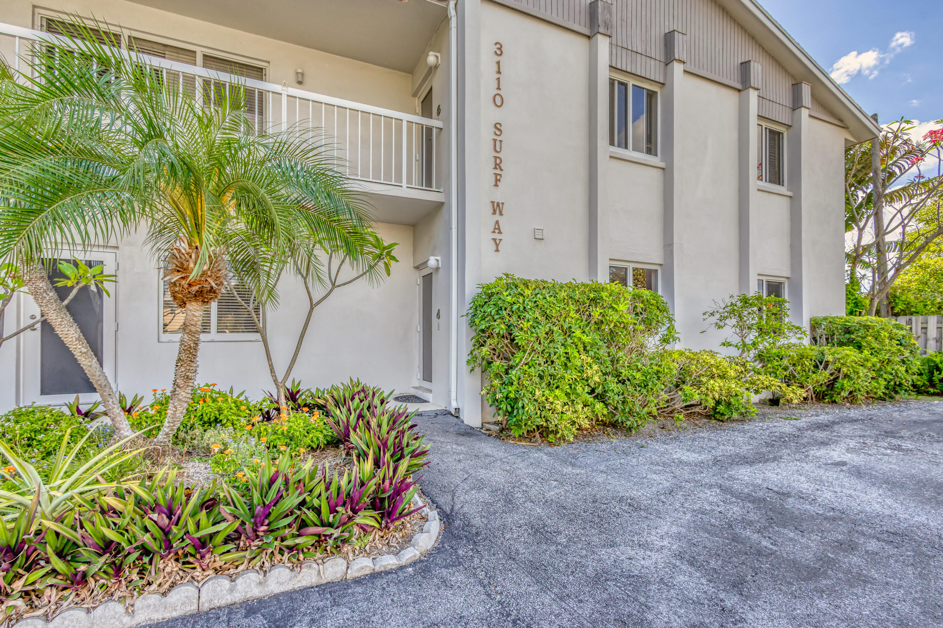 3110 Surf Way, Unit 4 Singer Island, FL 33404 - Photo 38 of 44 3-print-5D1A5800_HDR - Copy - Copy