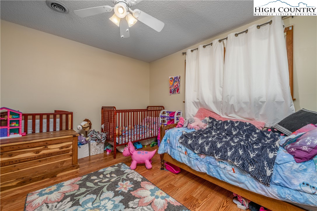 490 Hospital Road Mountain City, TN 37683 - Photo 31 of 35 Gallery Image 31