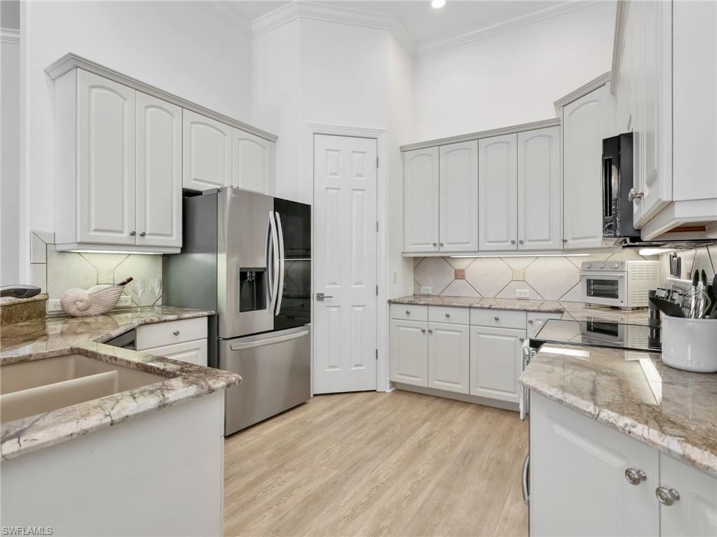 4232 Kensington High Street Naples, FL 34105 - Photo 11 of 50