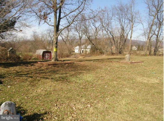 1 Old Forge Road Waynesboro, PA 17268 - Photo 1 of 2 Exterior (Rear)